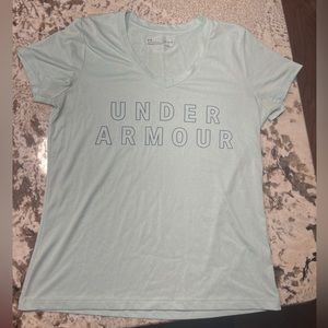 Women’s Under Armour Tee, Size M